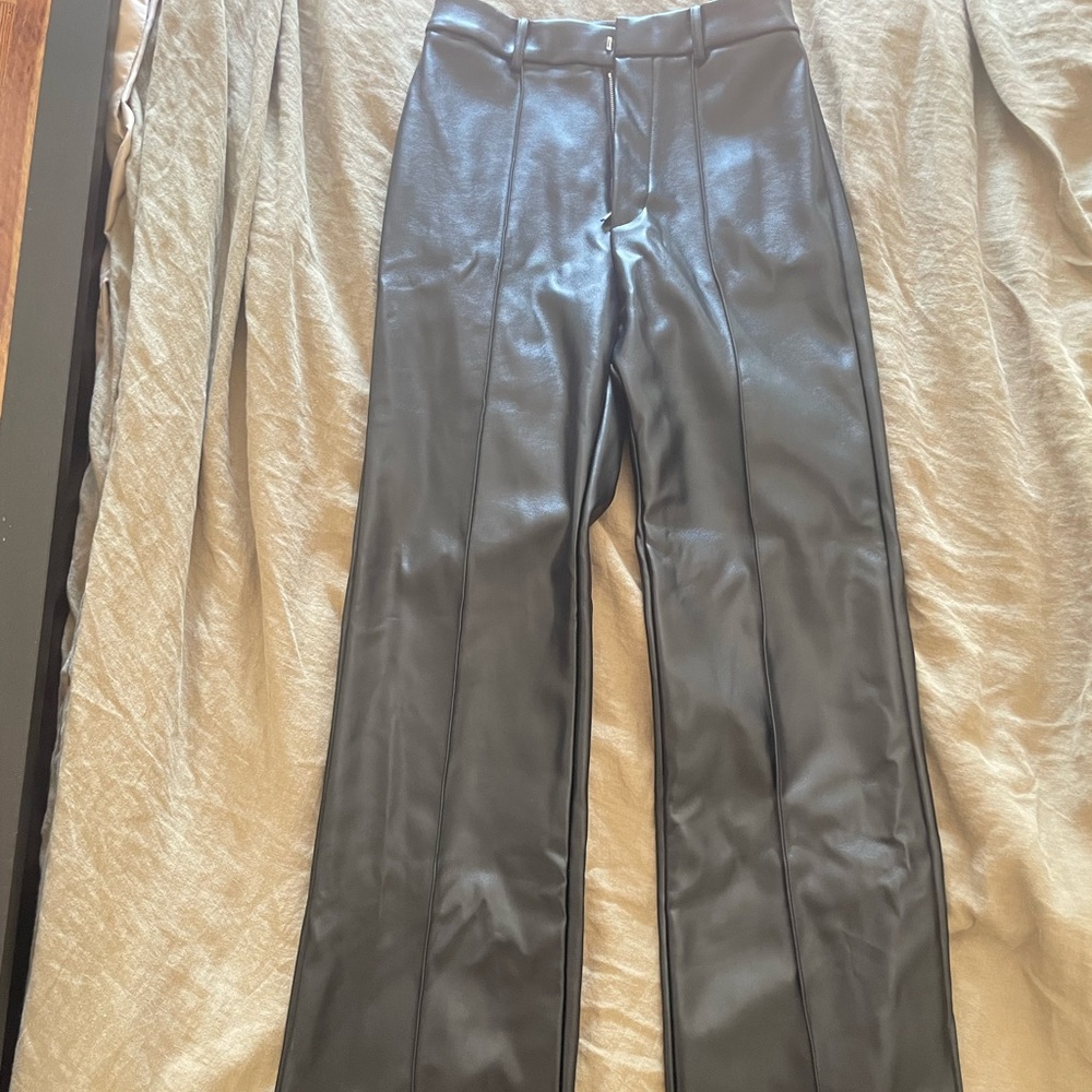 Because of Alice (boa) black leather trousers